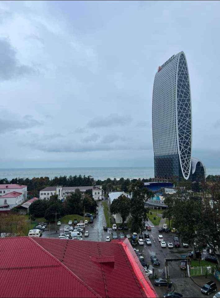 Апартаменты WITH SEA VIEW Батуми Экстерьер фото