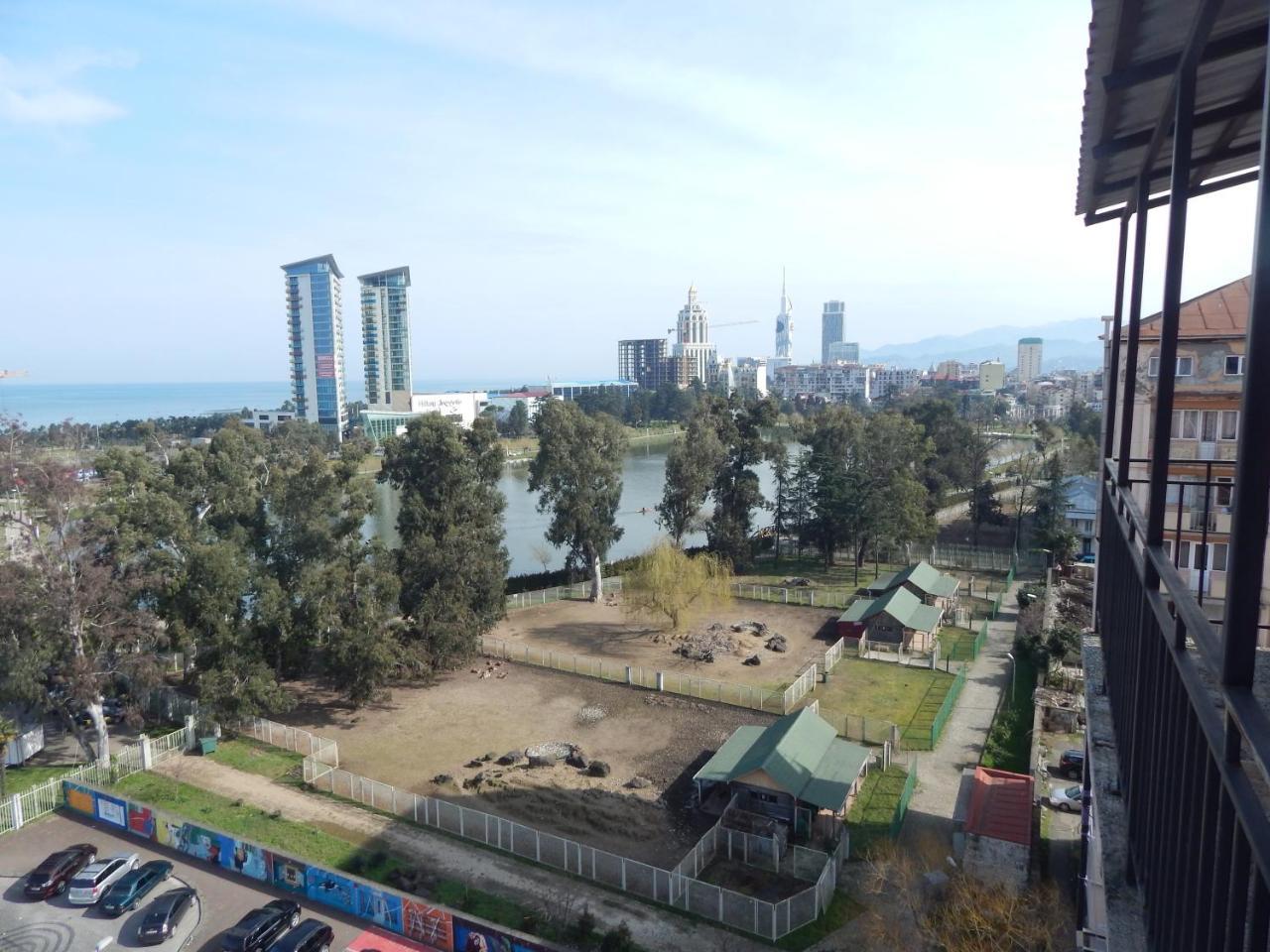 Апартаменты WITH SEA VIEW Батуми Экстерьер фото